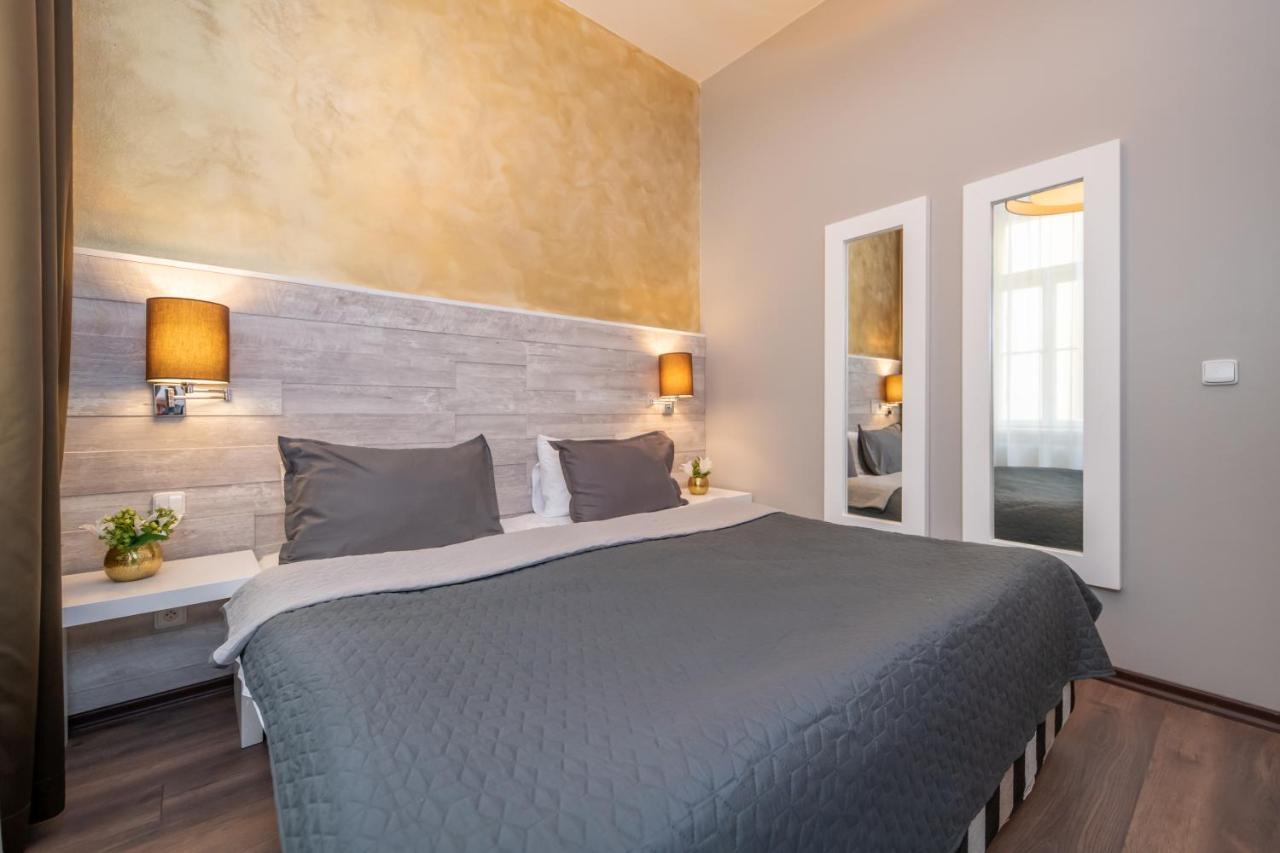 Apartment Emporio *