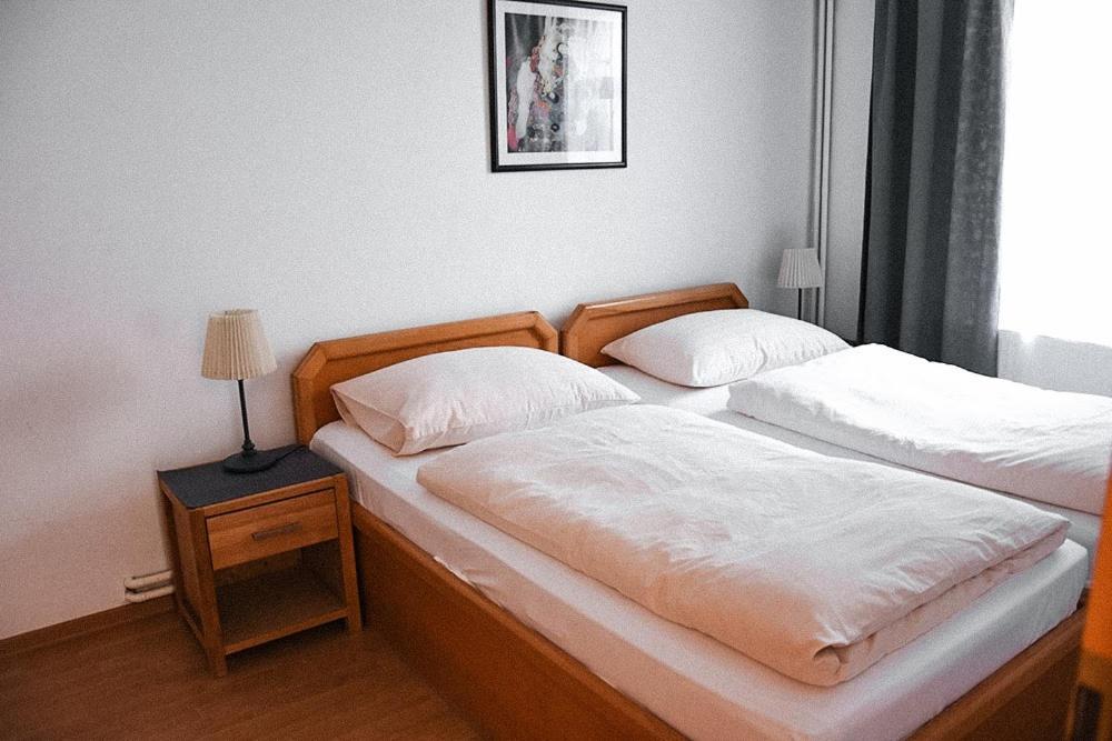 Guest house Jinonice 3*