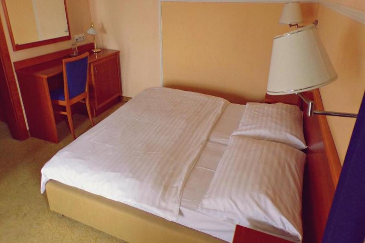 Hotel Monica 3*