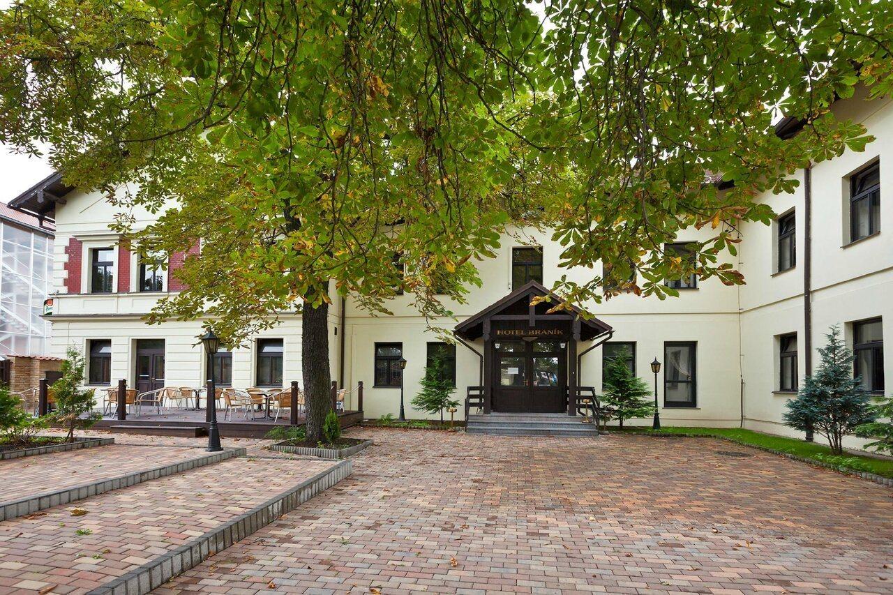Branik Otel 3*