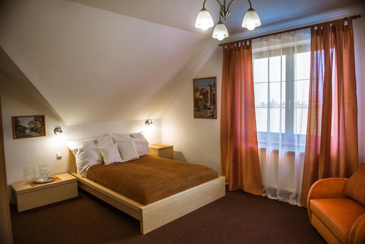 Sweet Hotel 2*