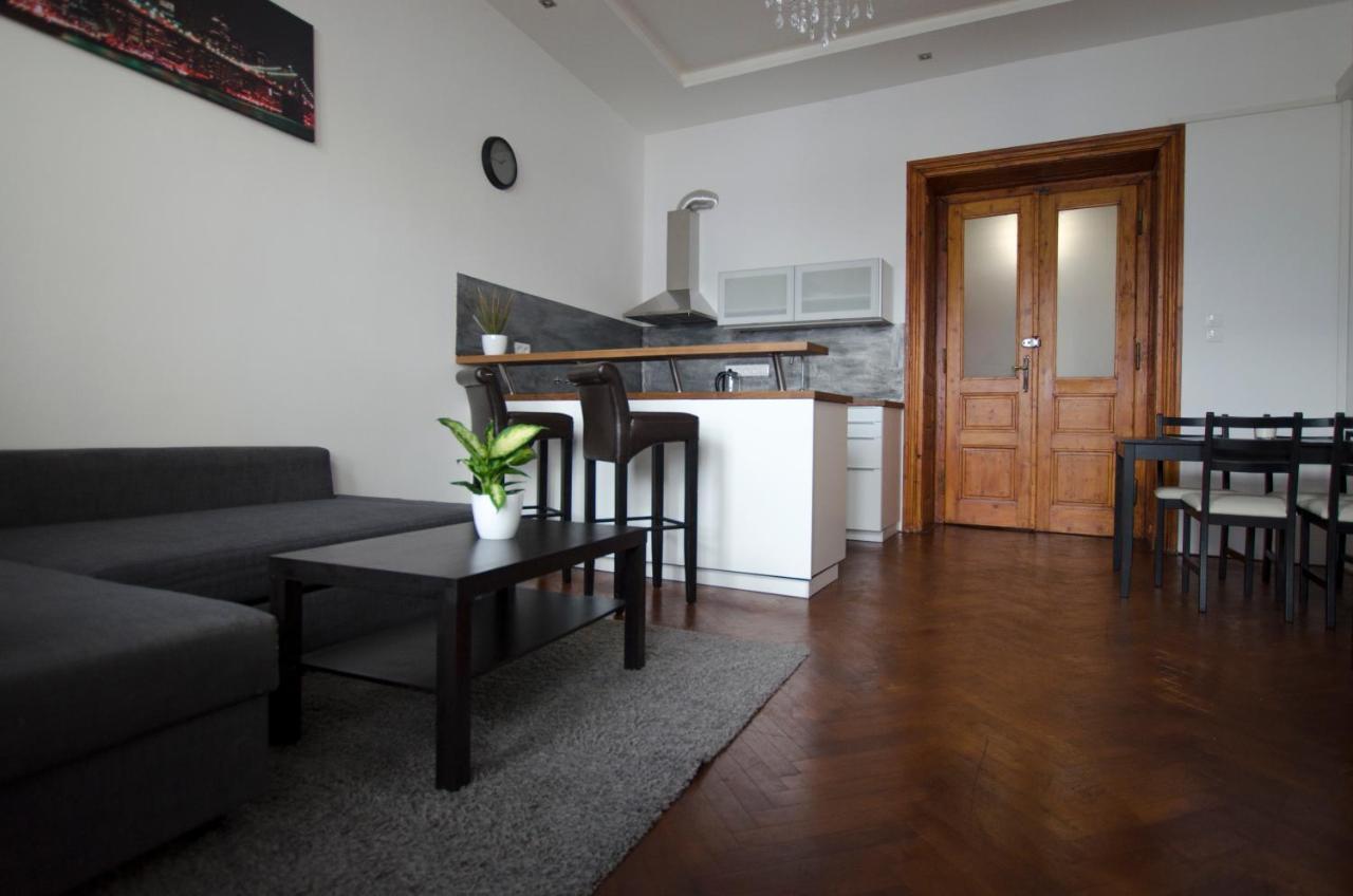 Auberge de jeunesse Globe Adults Only