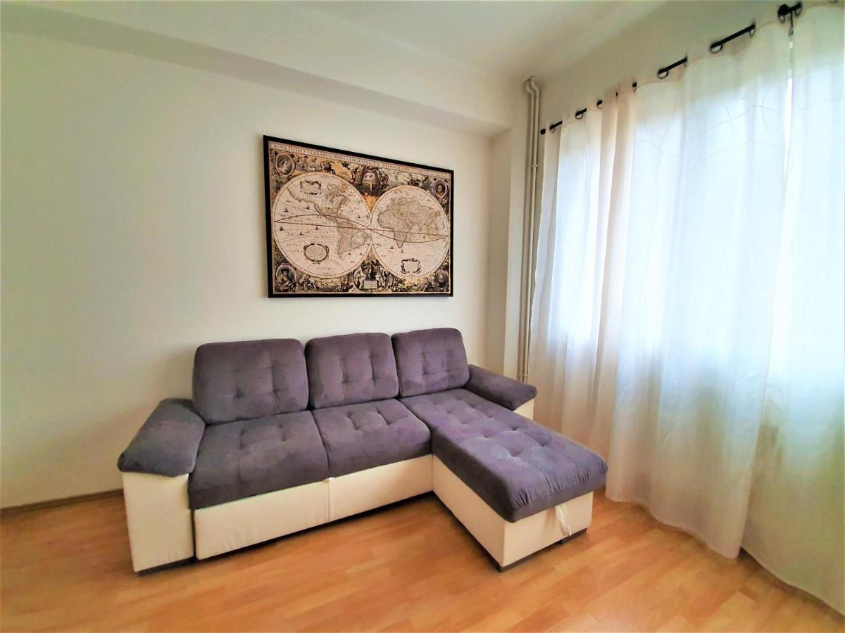 Epstein Apartment *
