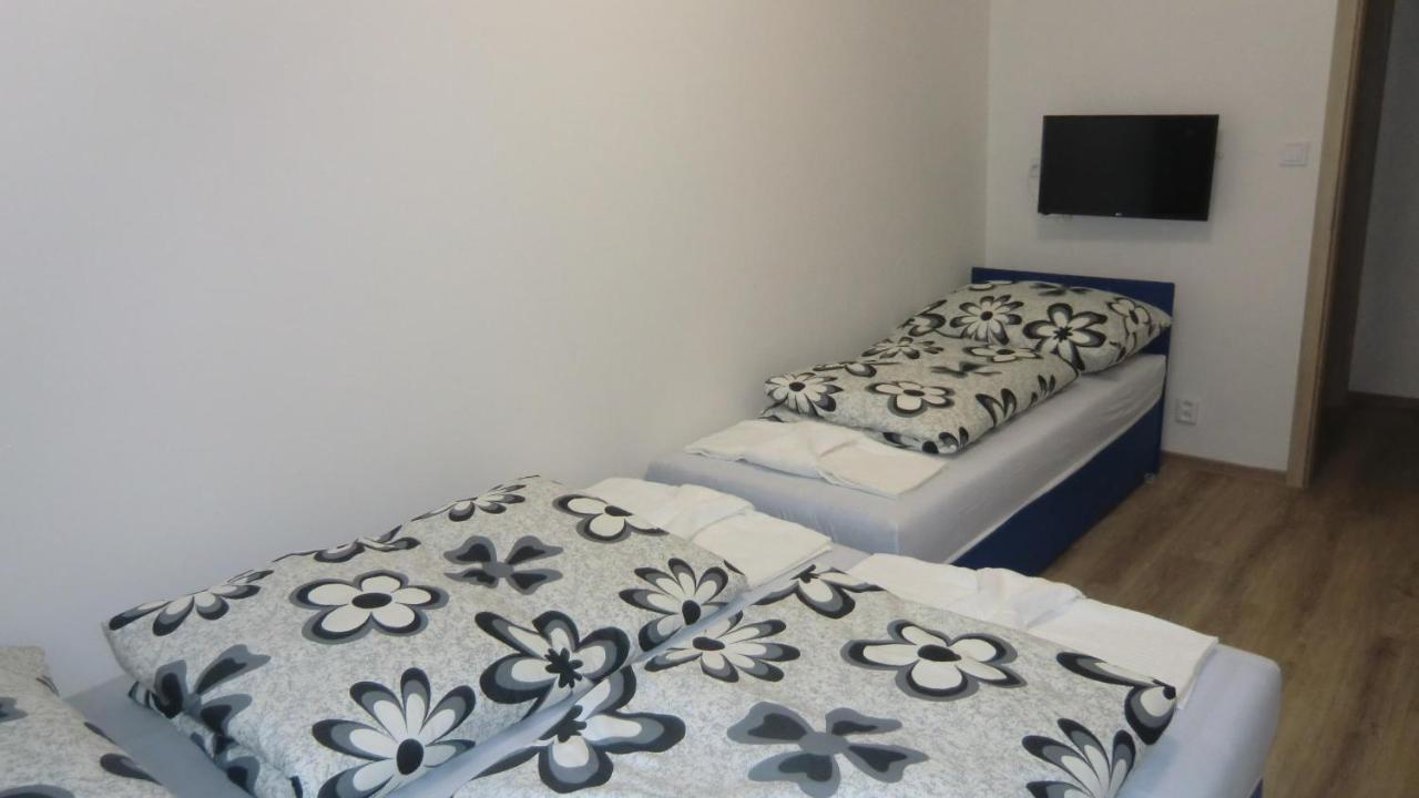 Hu Homestay Prague