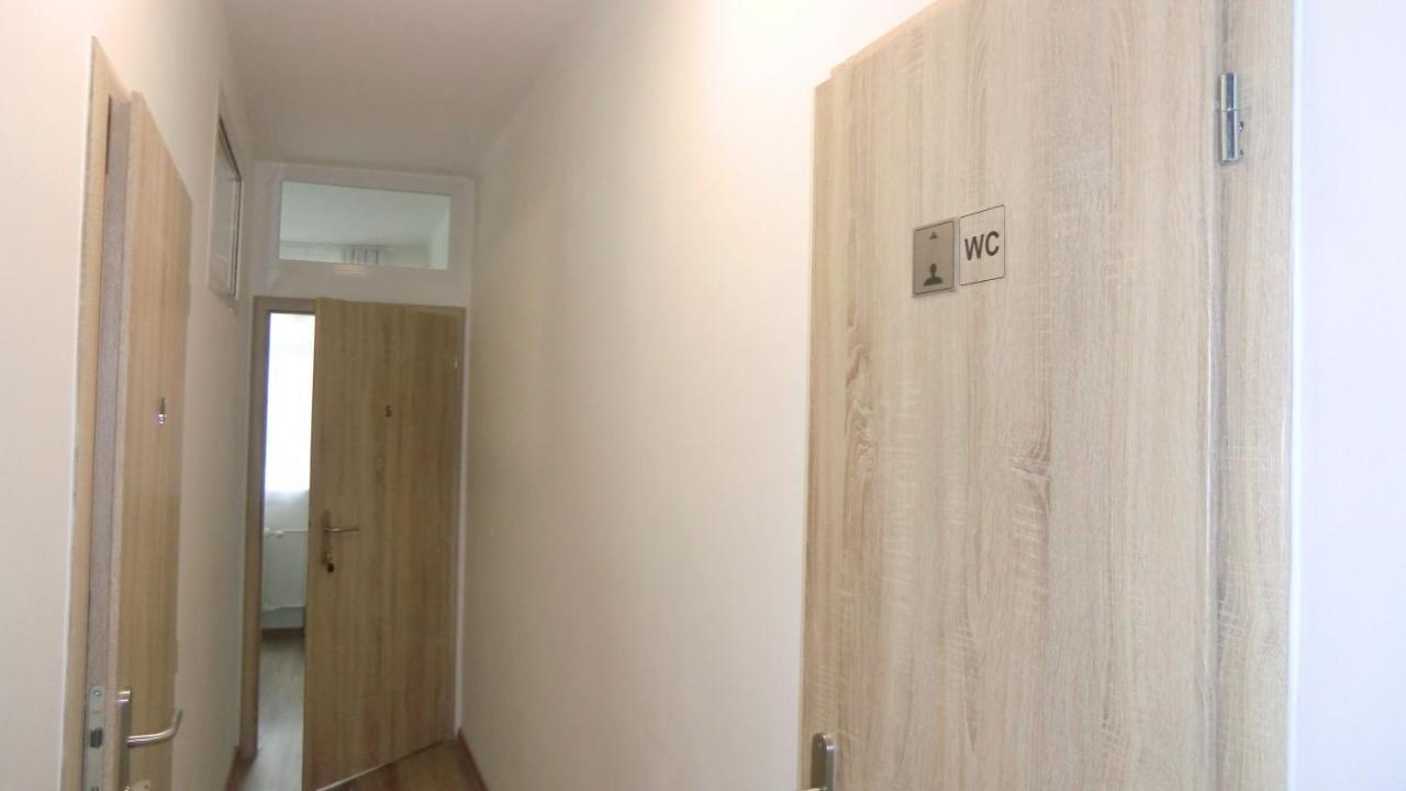 Homestay Hu *