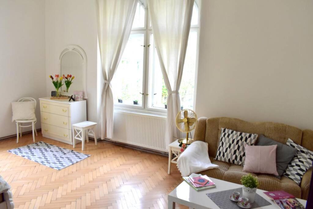 Appartement Bedroom With Sauna