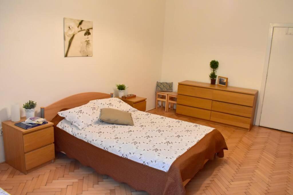 Appartement Bedroom With Sauna *