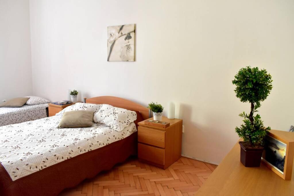 Bedroom With Sauna *