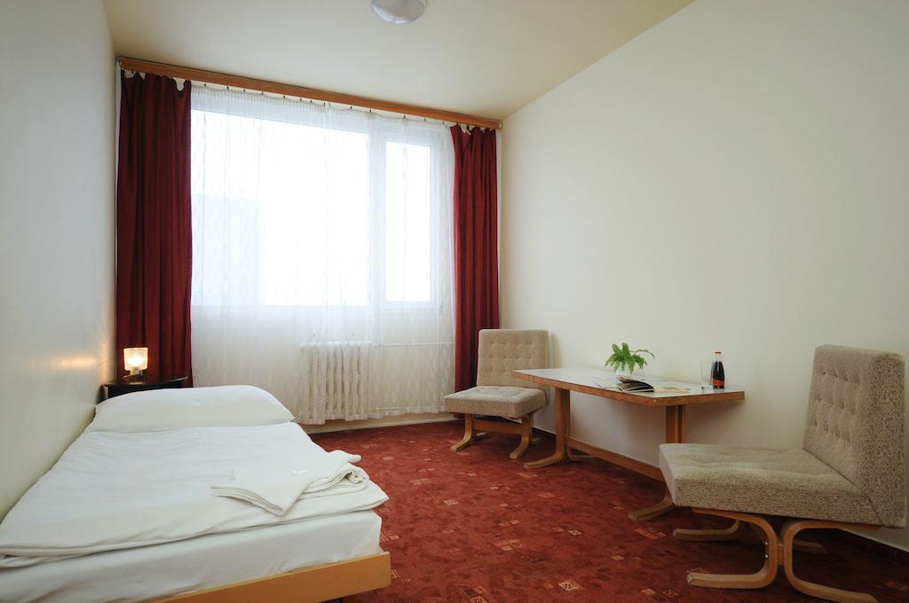 Easy Star Prague