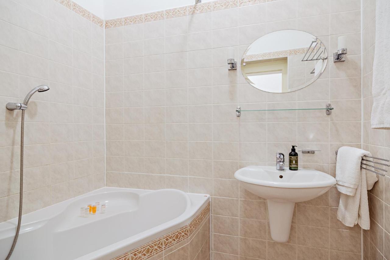 Appartement U Cerneho Medveda- At The Black Bear *