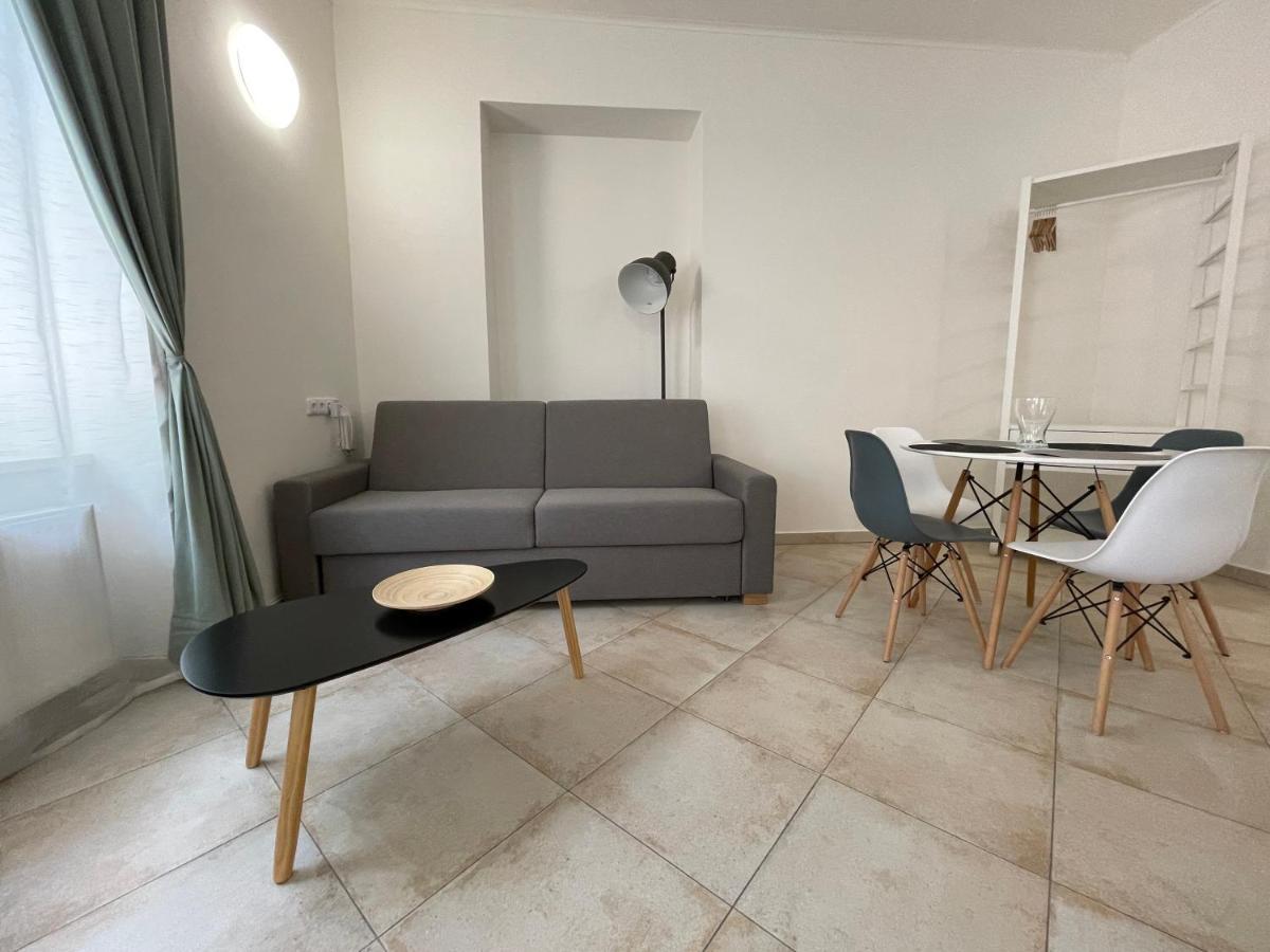 White Swan Boutique Apartment