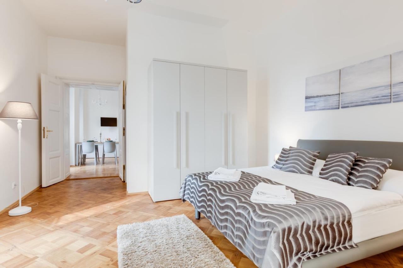 Wenceslass Square Royal Appartement Prague