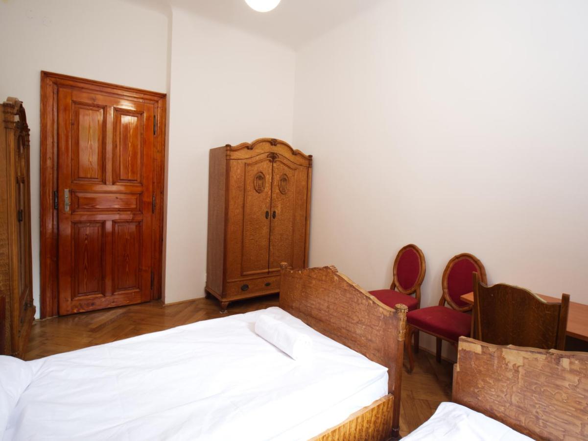 Hostel Capsule