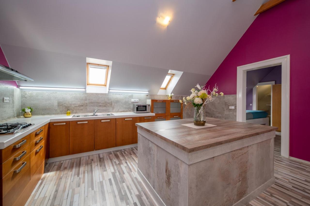 Lovely - Truhlarska Apartamento