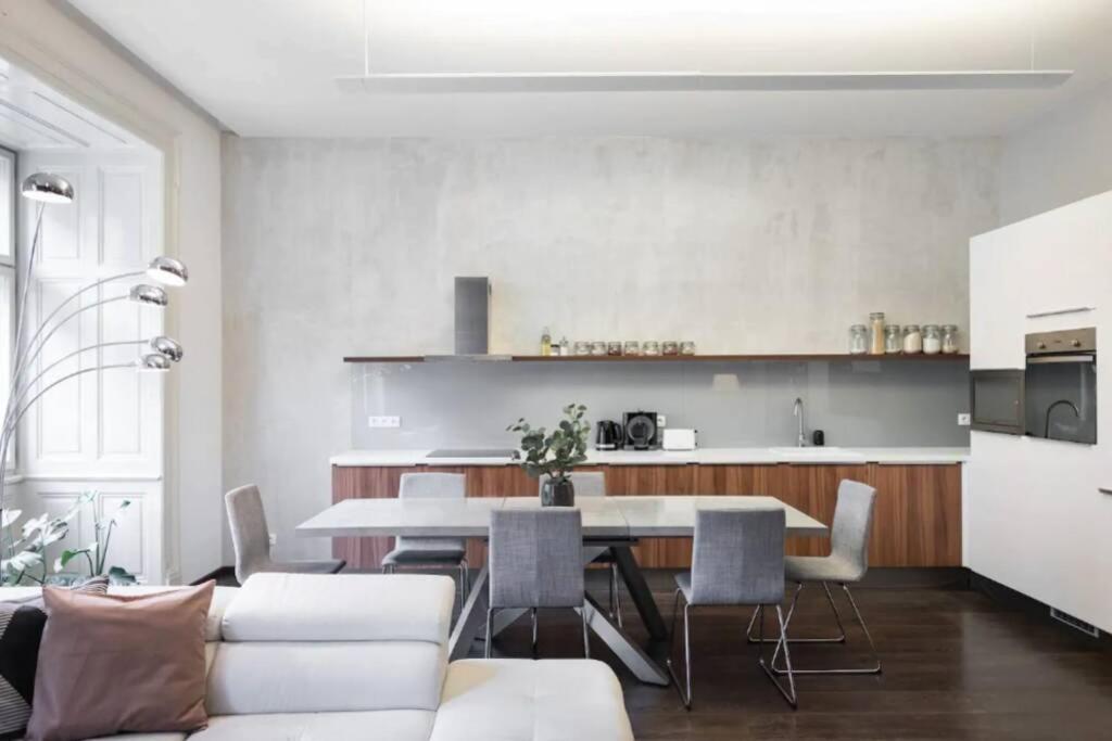 Apartment Charming Apt 33 Royal Vineyards By Michal&Friends Prague