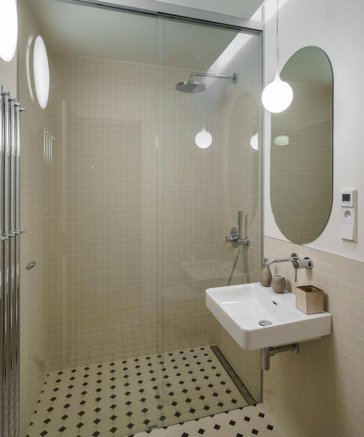 Mn6 Luxury By Adrez * Prague