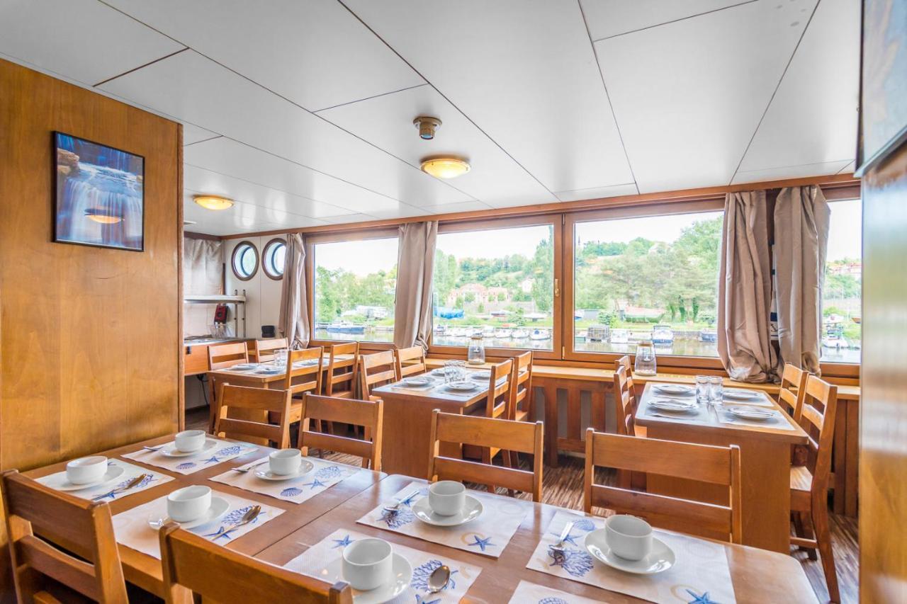 Botel Vodnik