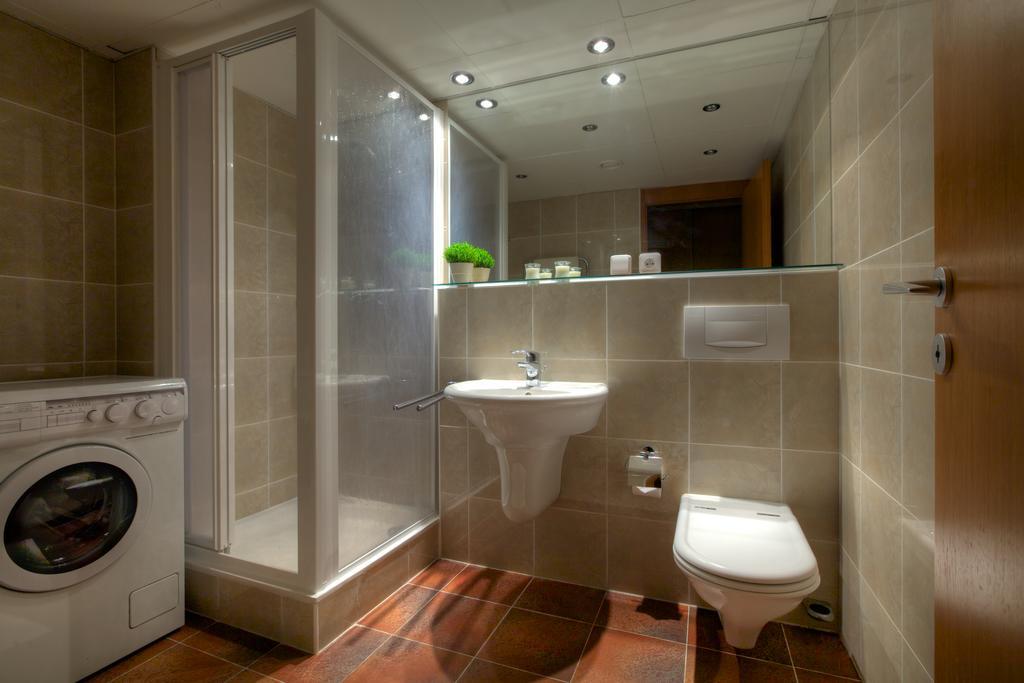 Franciscan Garden Apartment *