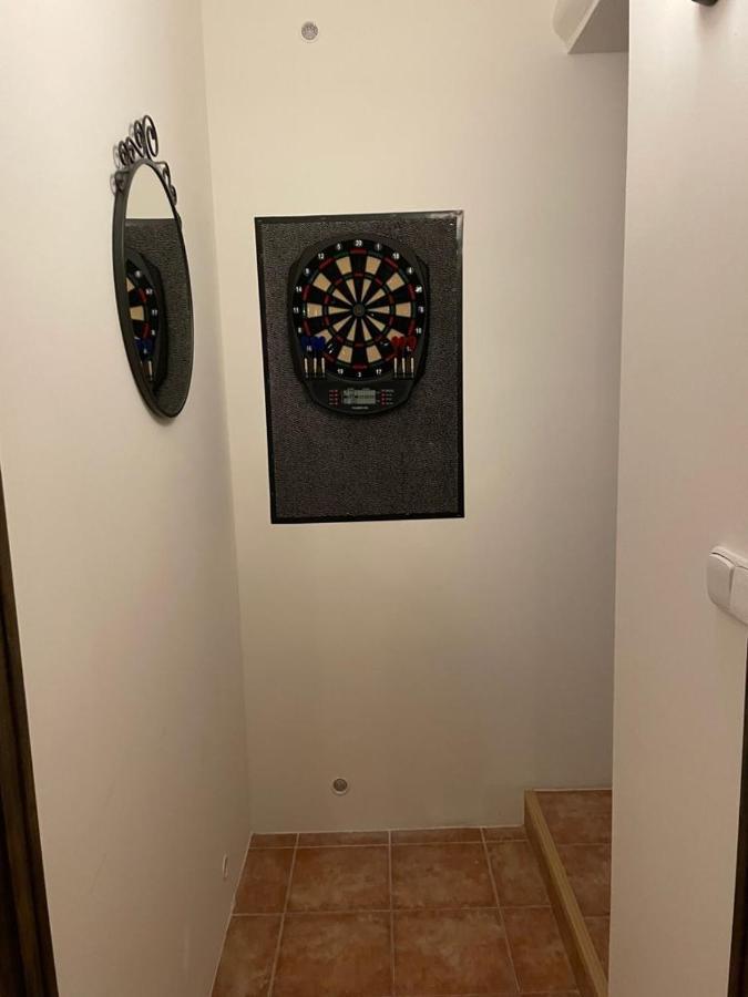 Apartment Big Homebase With Billardtable Prague