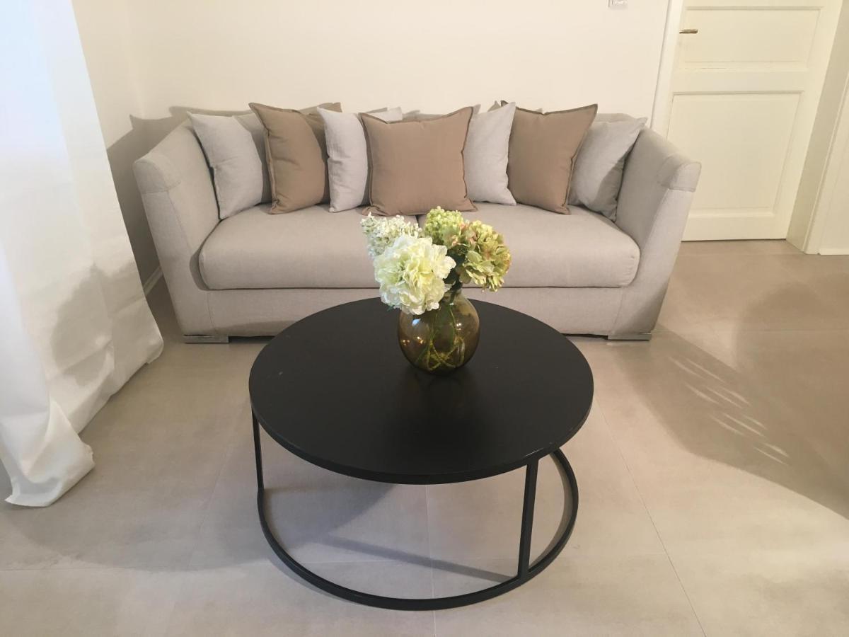 City Center Apartment *