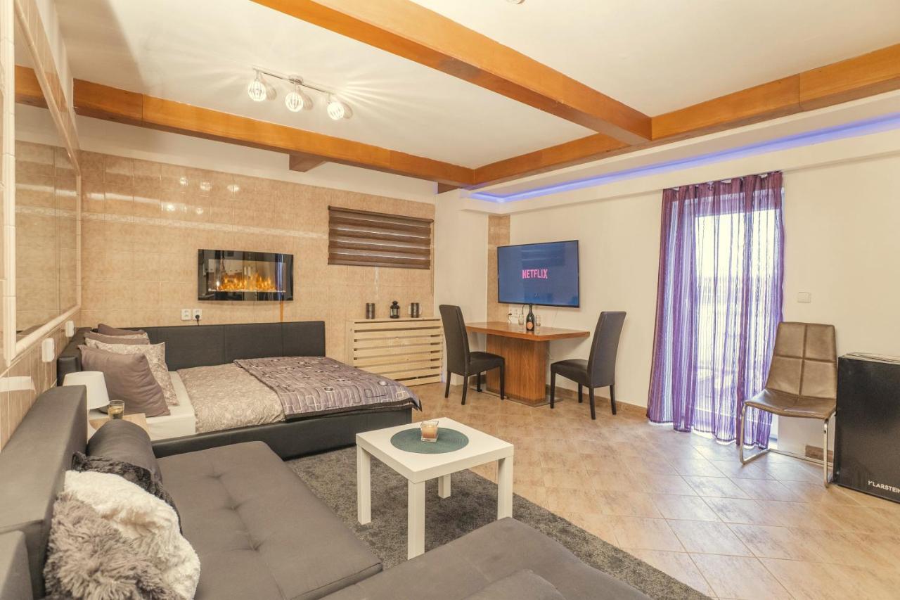 Wellness Studio! Finnish Sauna, Whirlpool, Gym & More! Apartamento