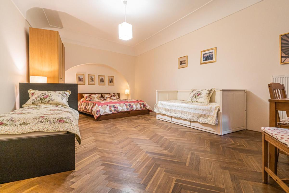 Apartment Stylish Studio At Lesser Town, Charles Bridge 3min By Walk *