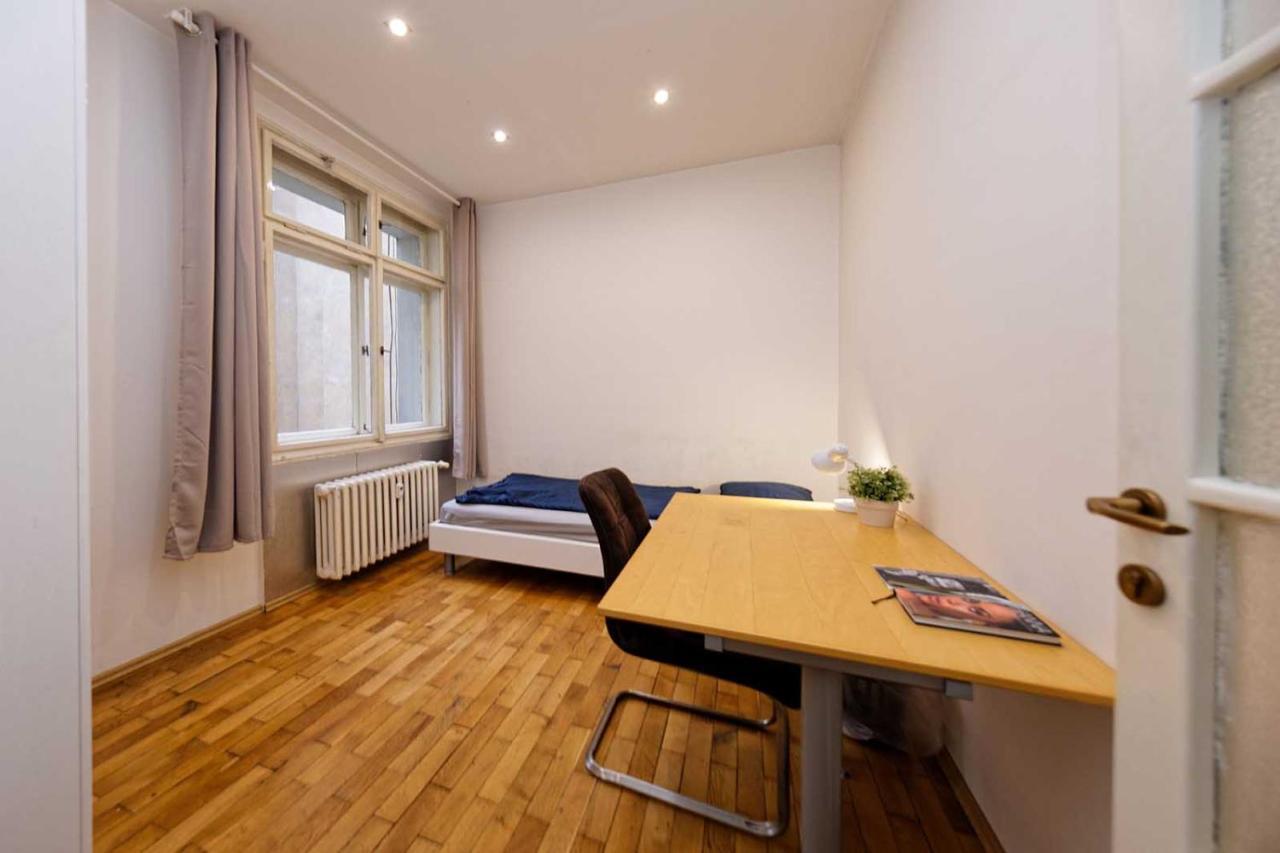 Vorsilska Apartment