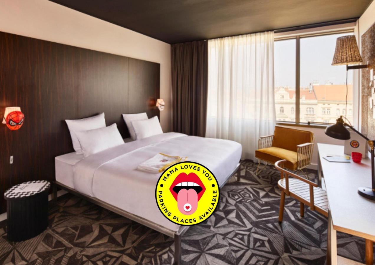 Mama Shelter Hotel