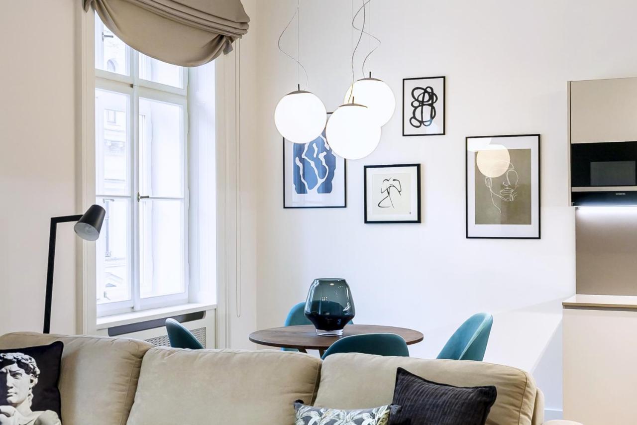 Luxury In The Centre Apartment