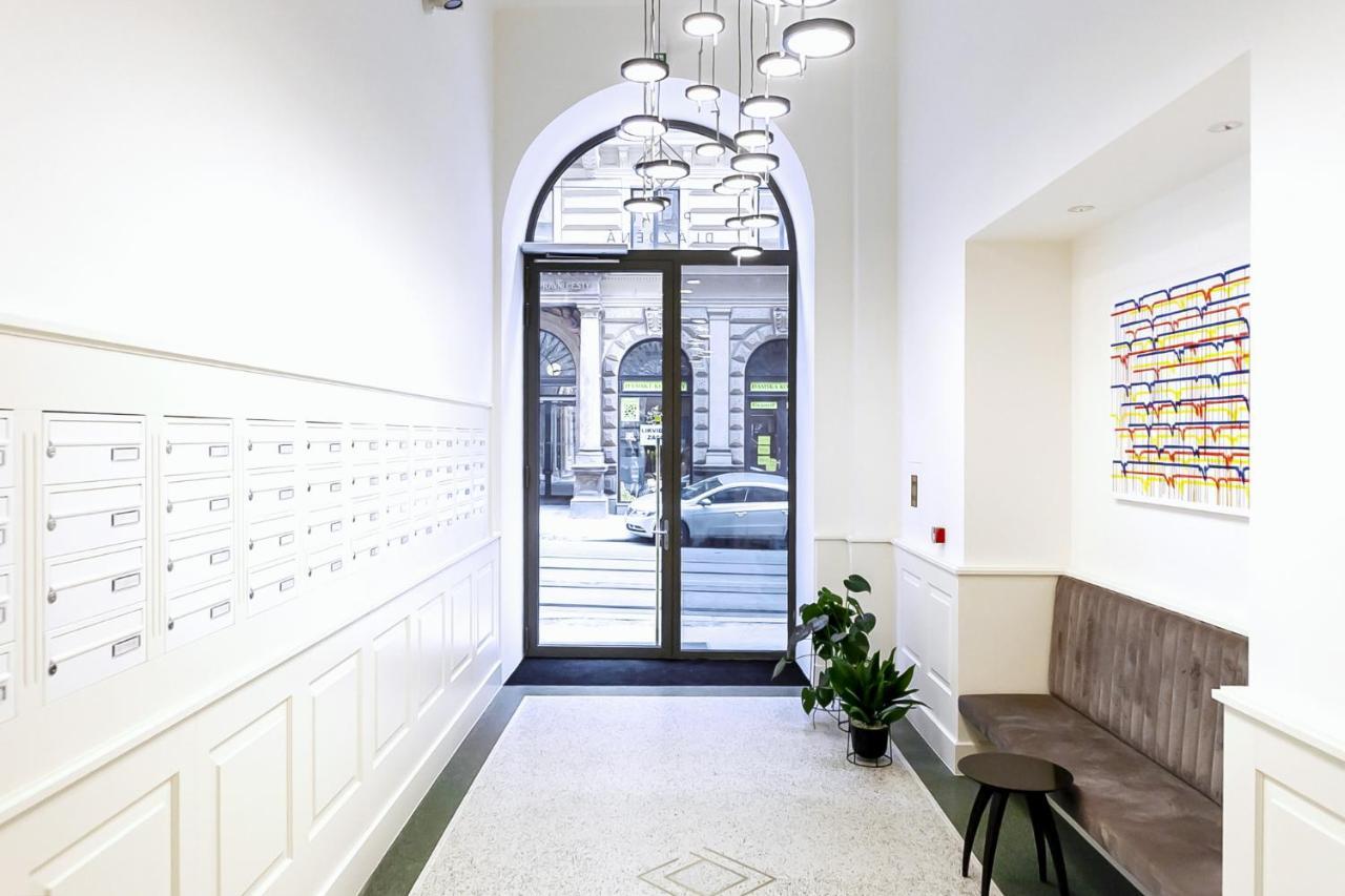 Luxury In The Centre Apartment Prague