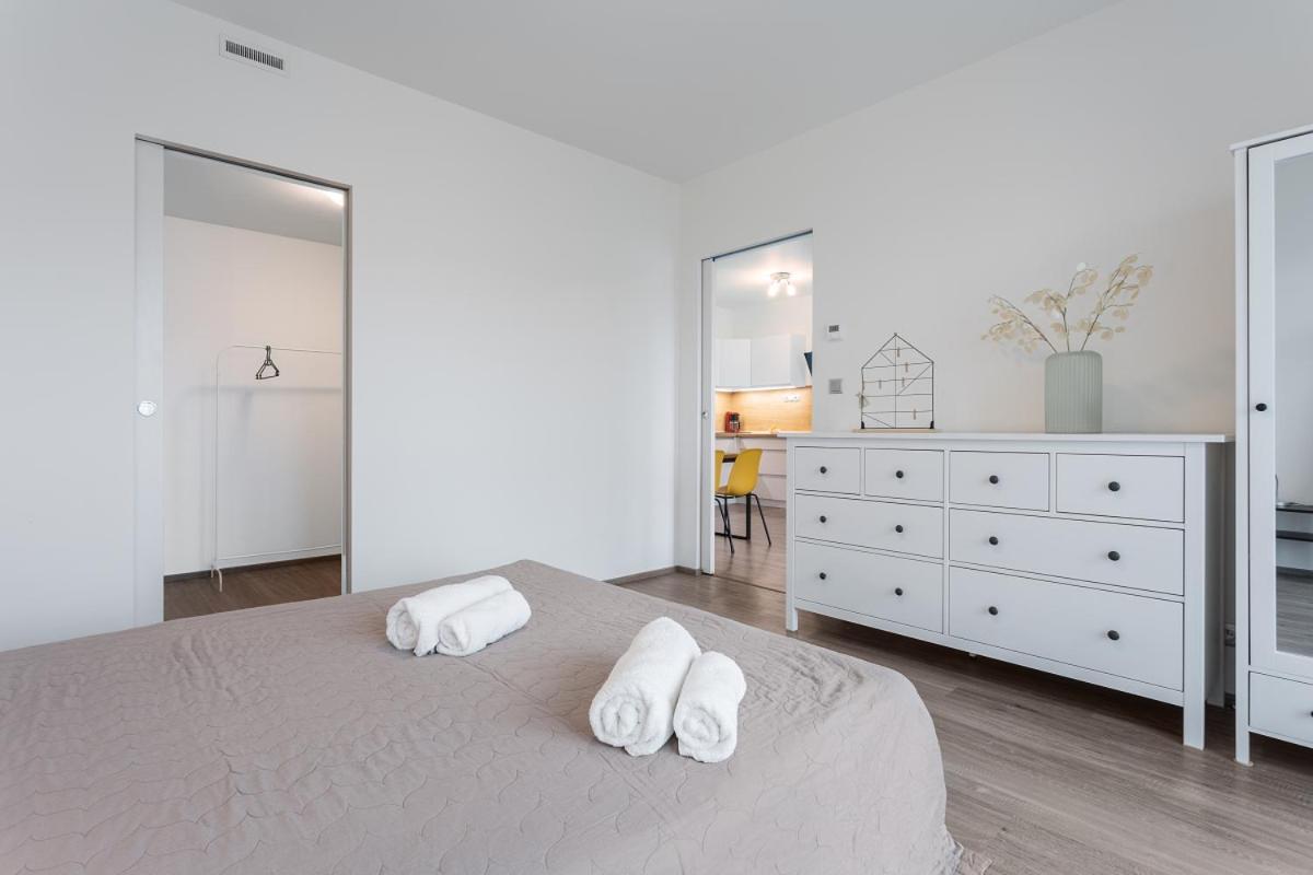 Apartamento Yellow With Parking