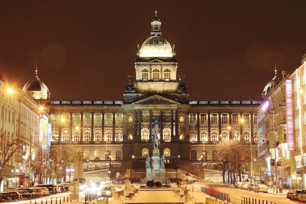 Vienna House By Wyndham Diplomat 4* Praga