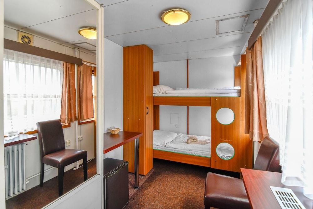 Vodnik Botel 3*