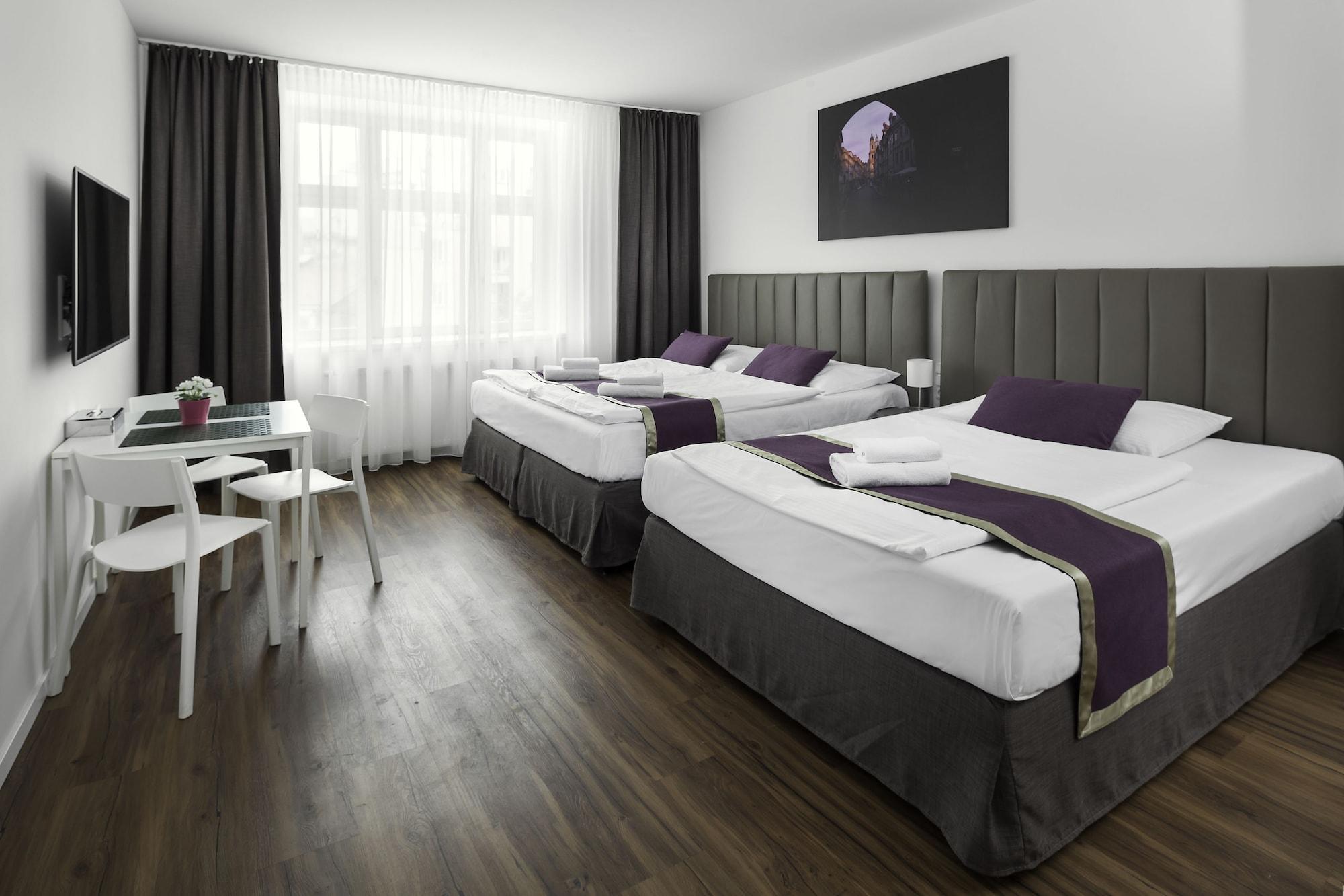 Elizabeth Otel Prag