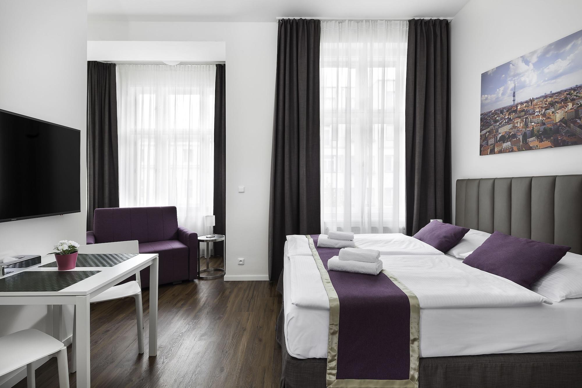 Elizabeth Otel Prag
