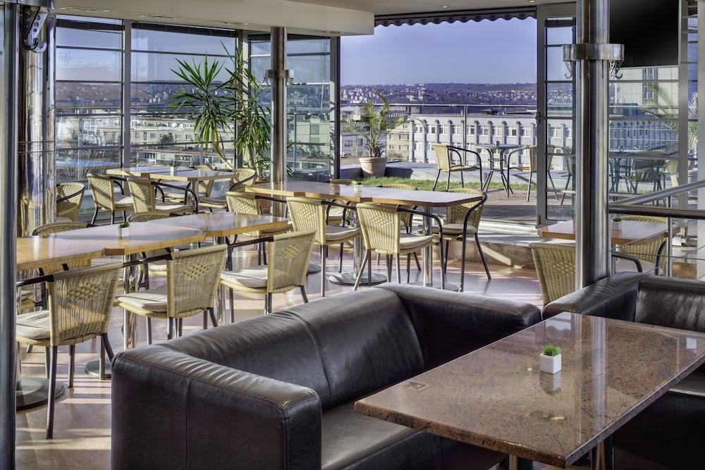 Oya Hotel Prague