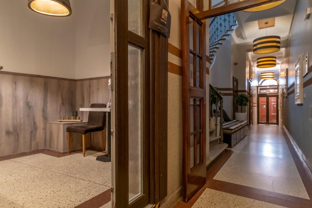 Apartment Emporio *