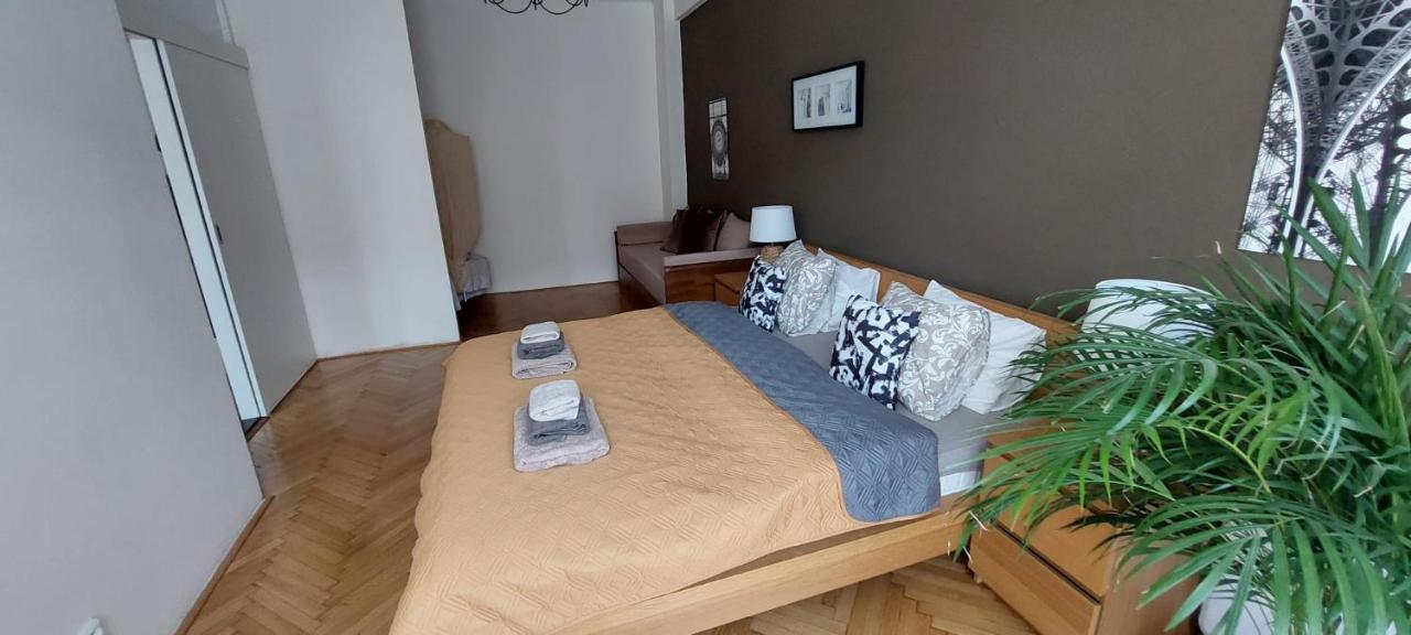 Appartement Anenska By Charles Bridge 2
