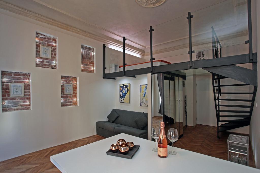House - The Modern Flat Prague