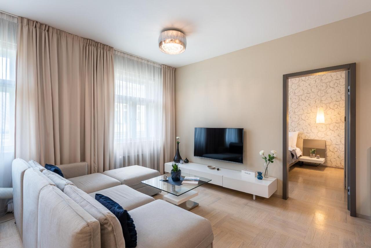 New Luxury Apt With Ac&parking In The Center Of Prag