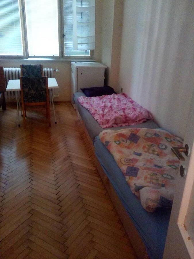 Flat 18 Minutes From Vaclavske Namesti * Prague