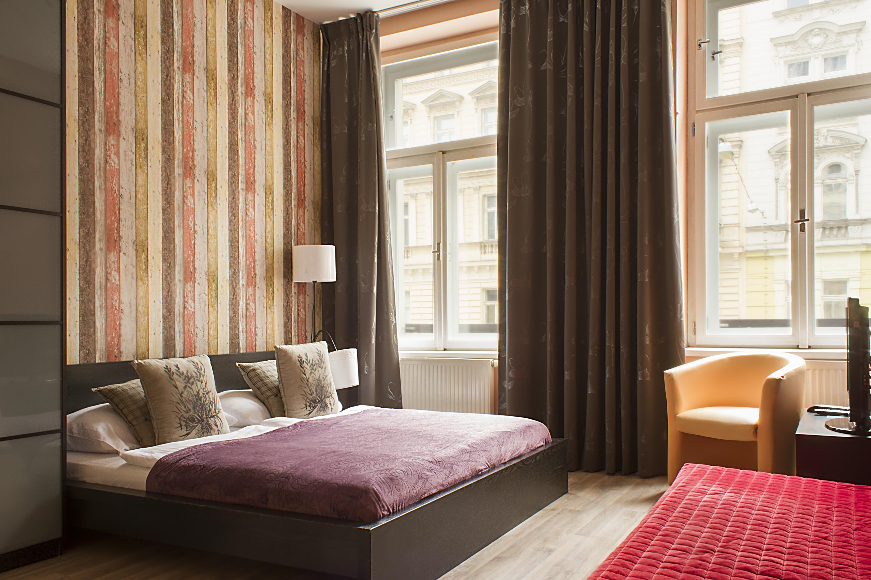 Otel Royal Court Legerova 3*