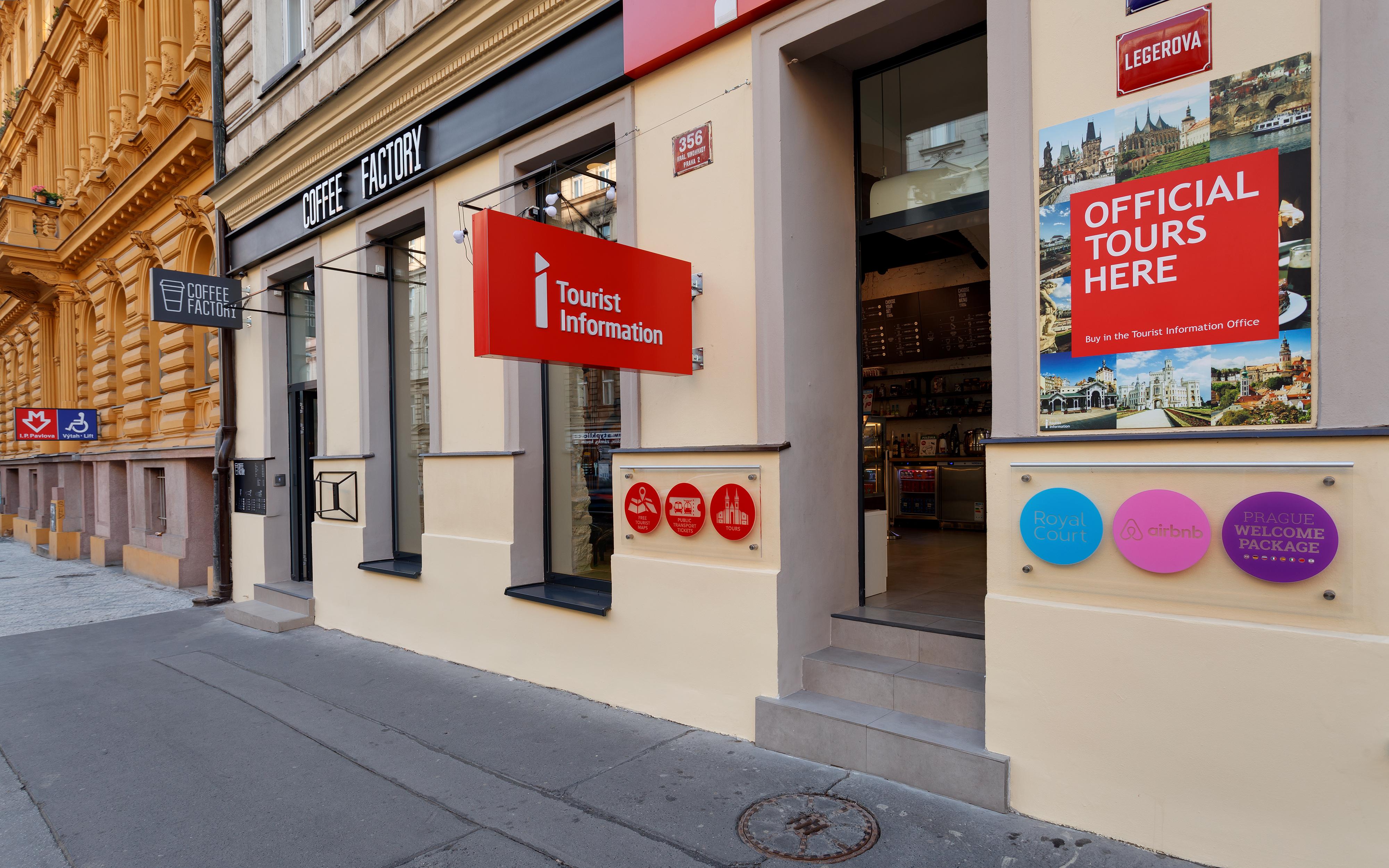 Royal Court Legerova Otel 3*