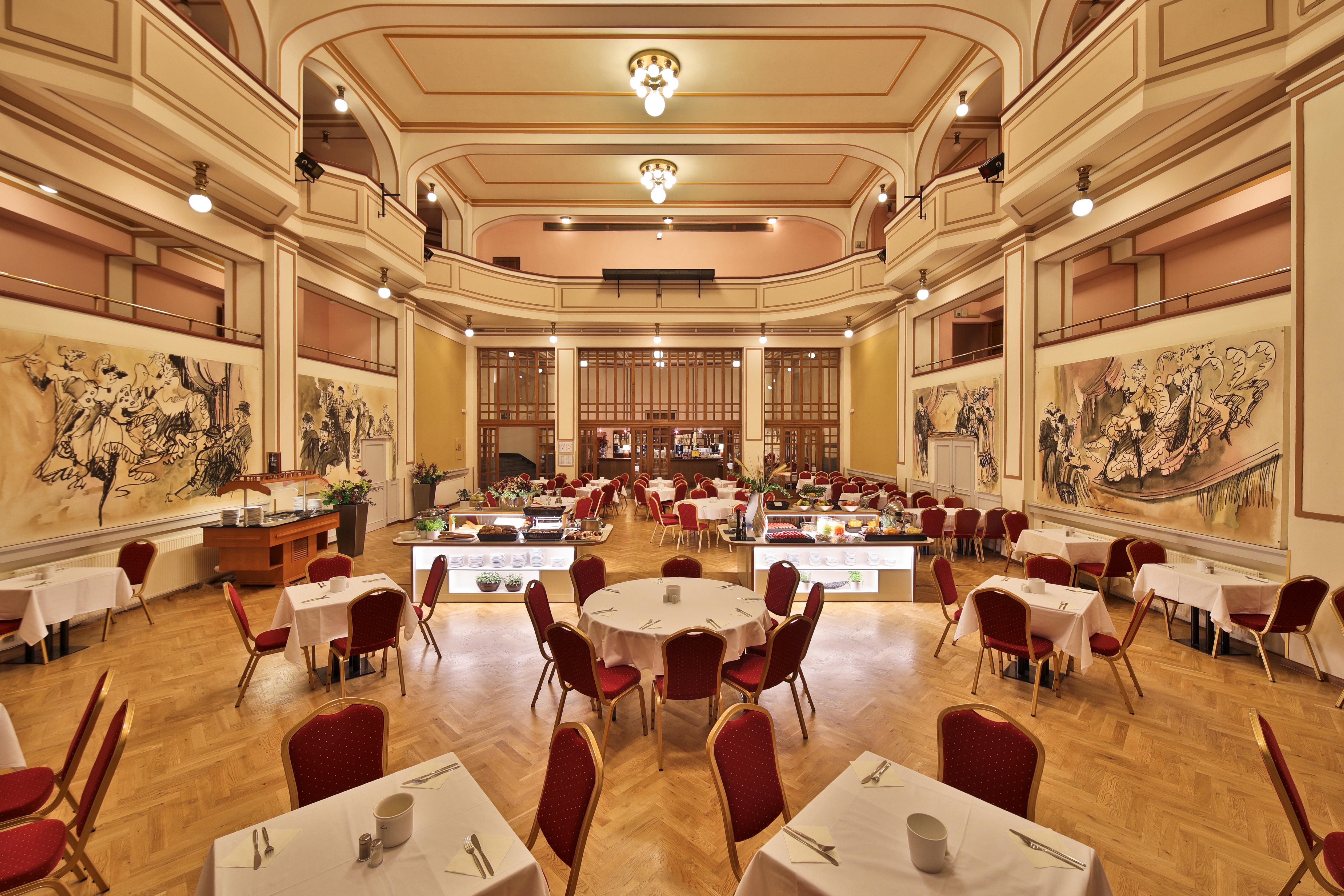 Ariston Hotel