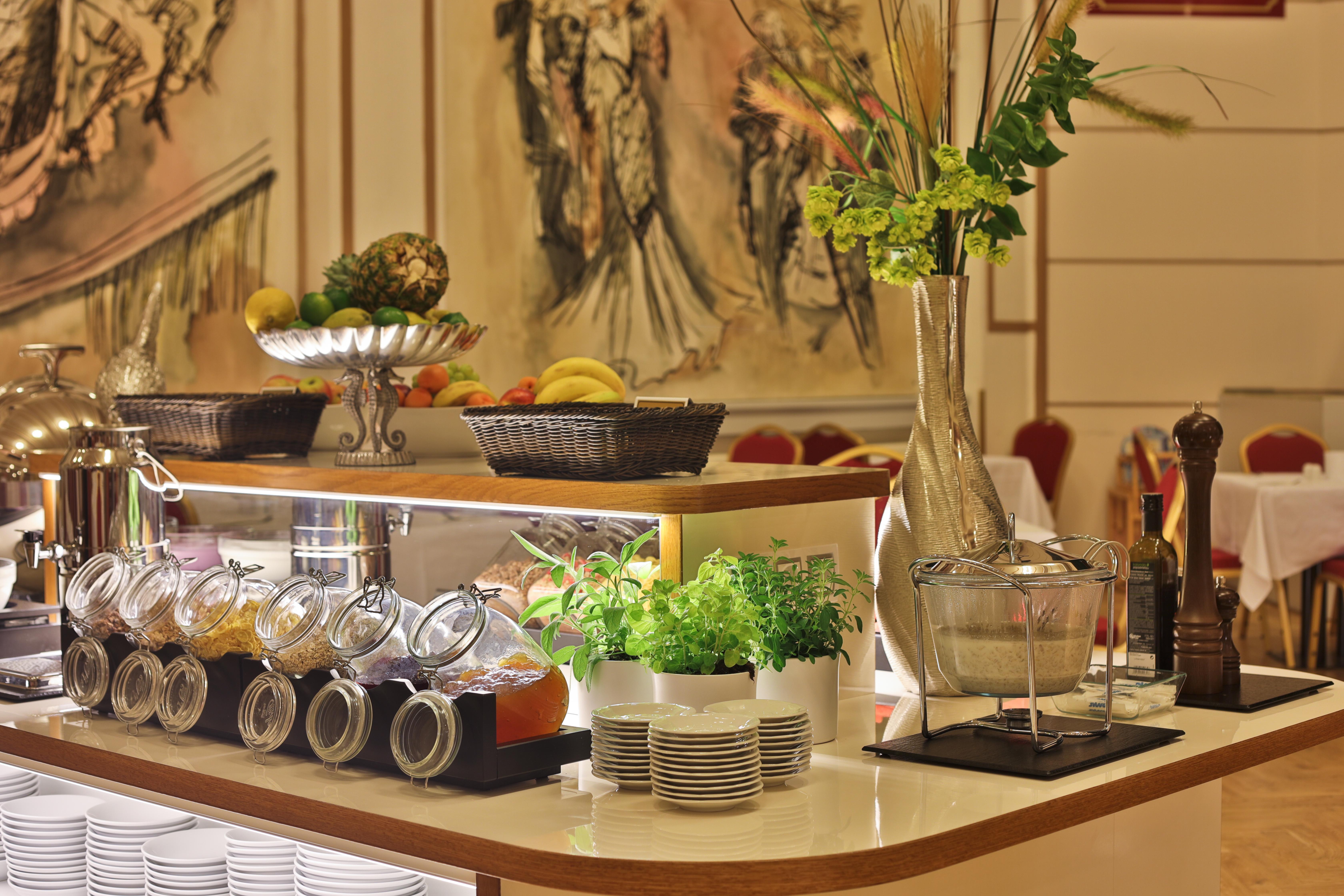 Ariston Hotel