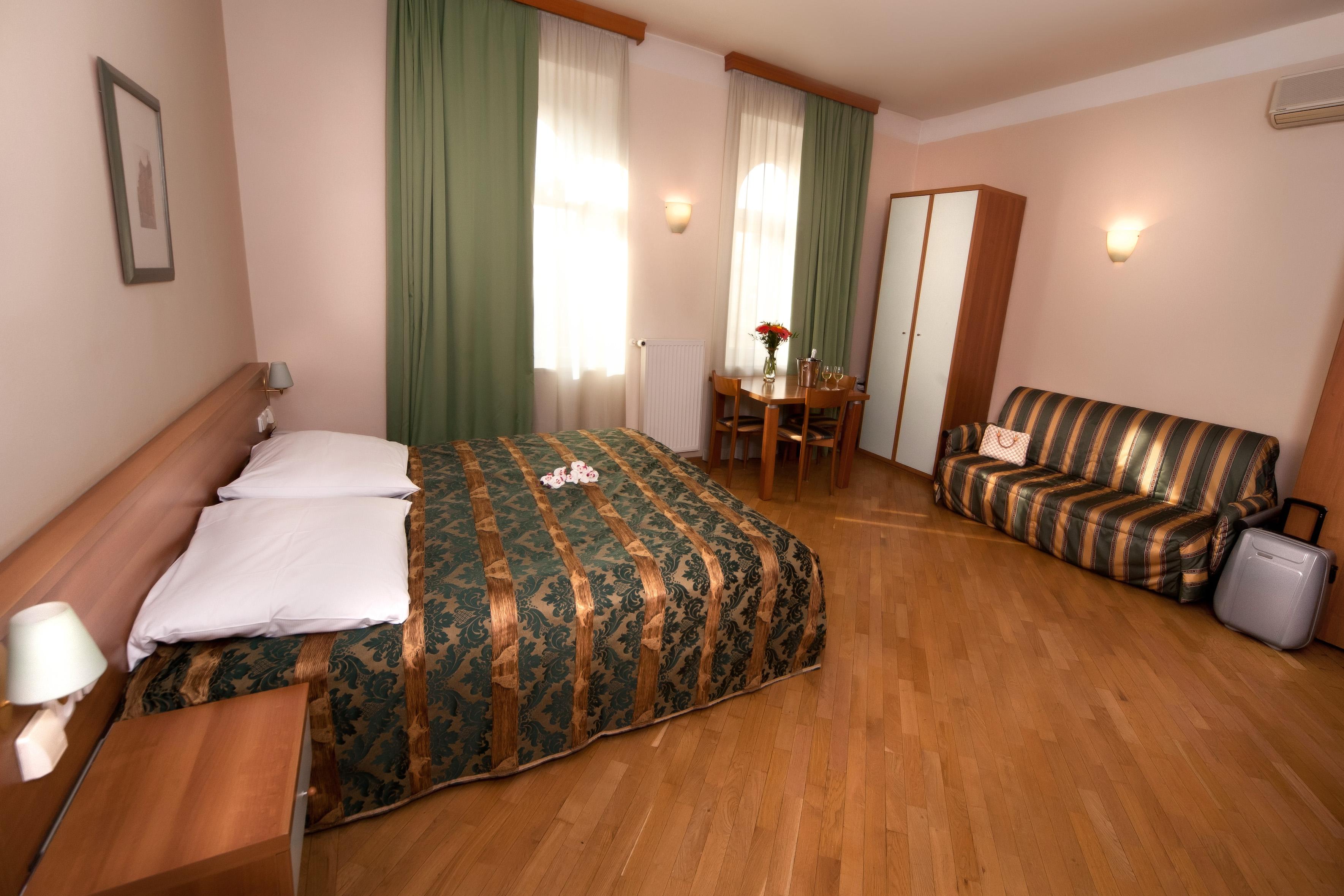 Hotel Select Prague