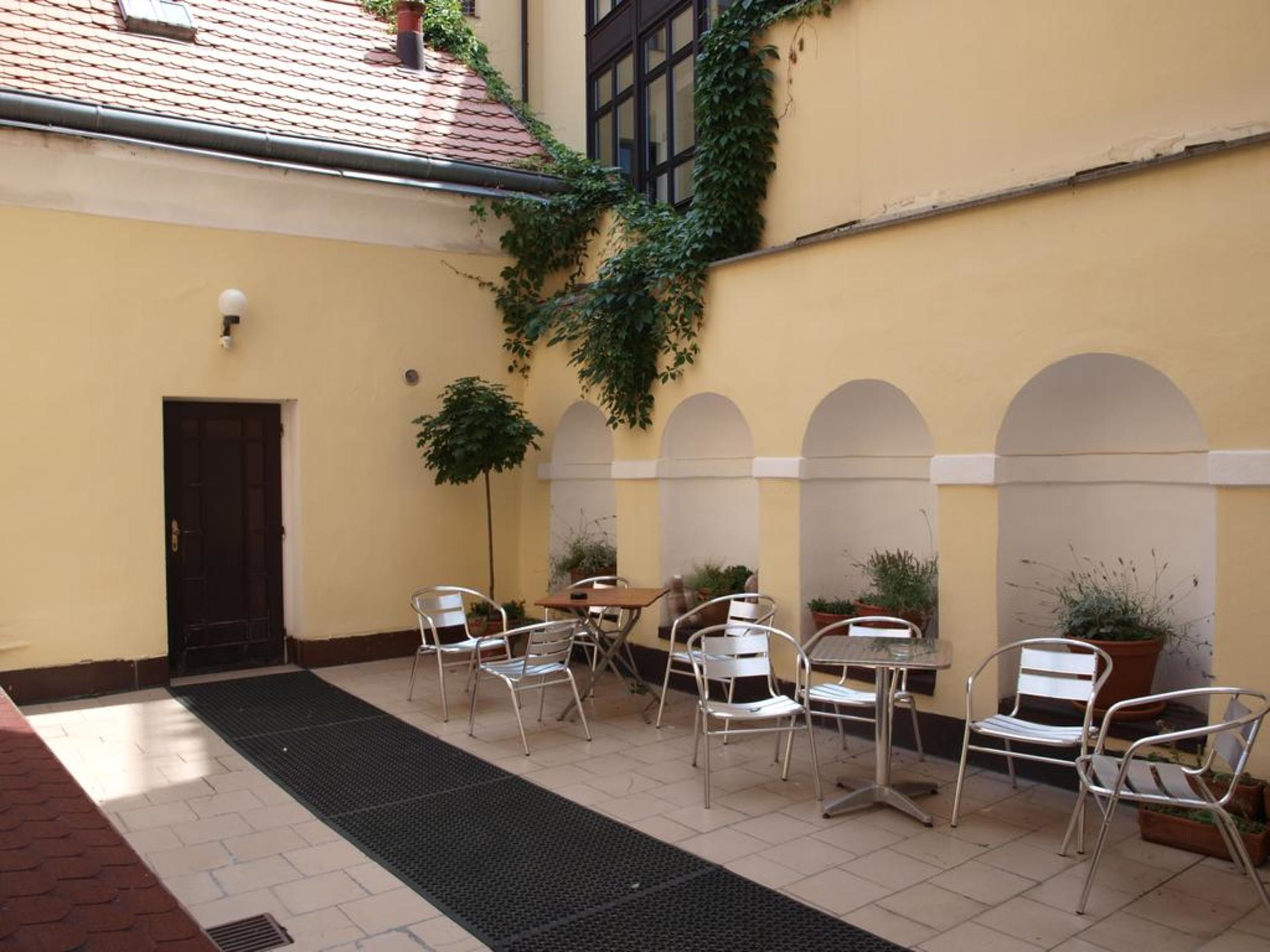 King George 3* Praga