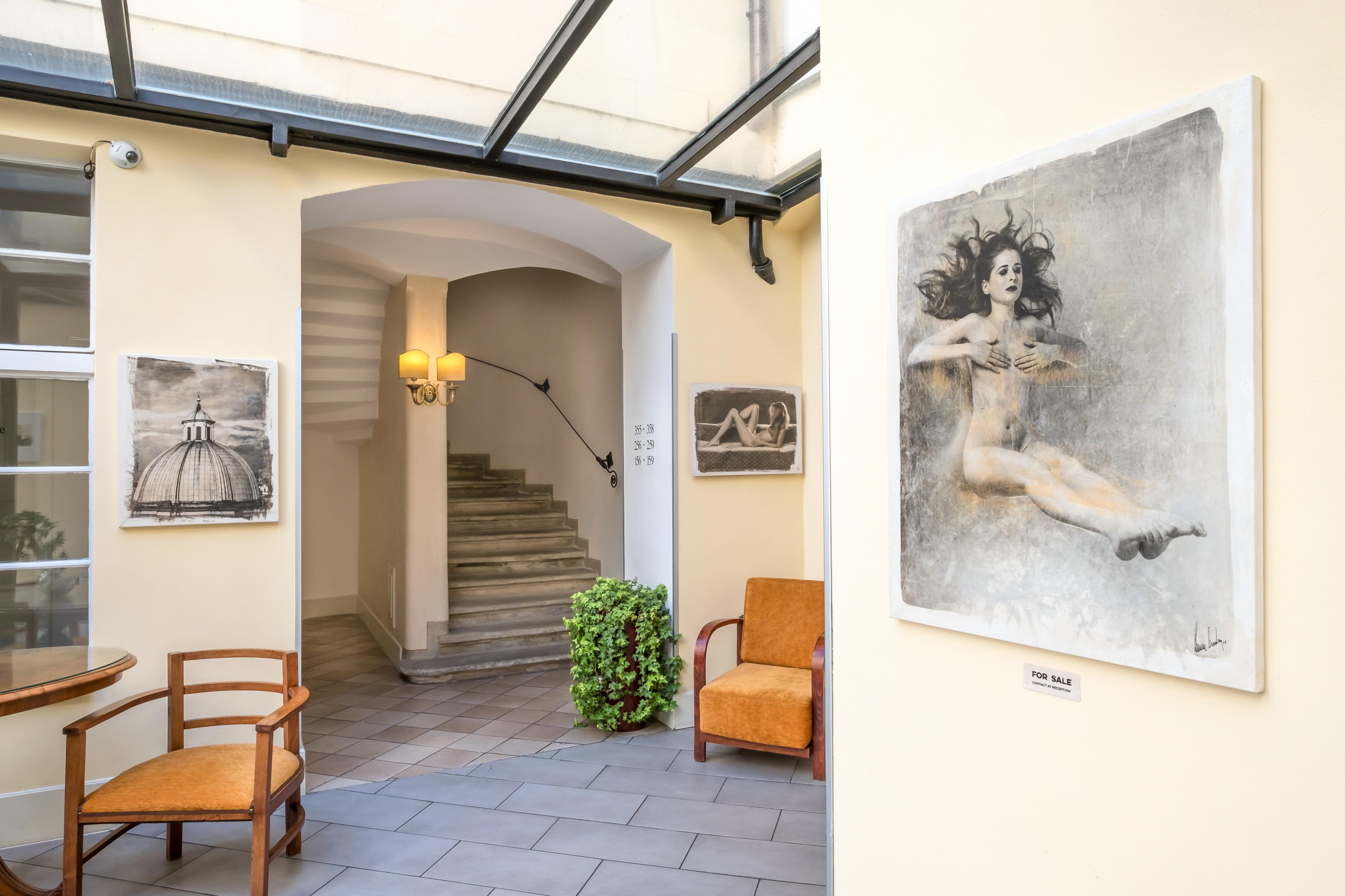 Leonardo&bookquet 5*