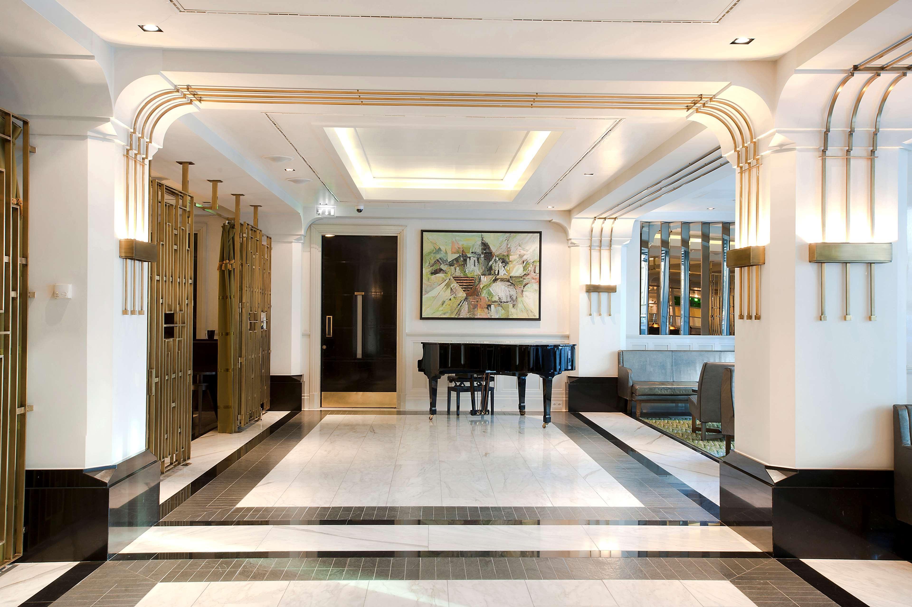 Hilton Old Town Otel