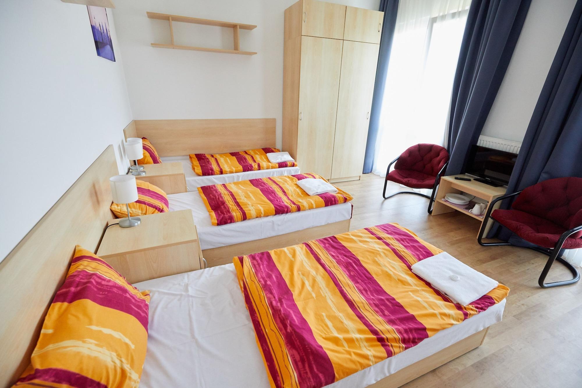 University Hotel Hotel 2*
